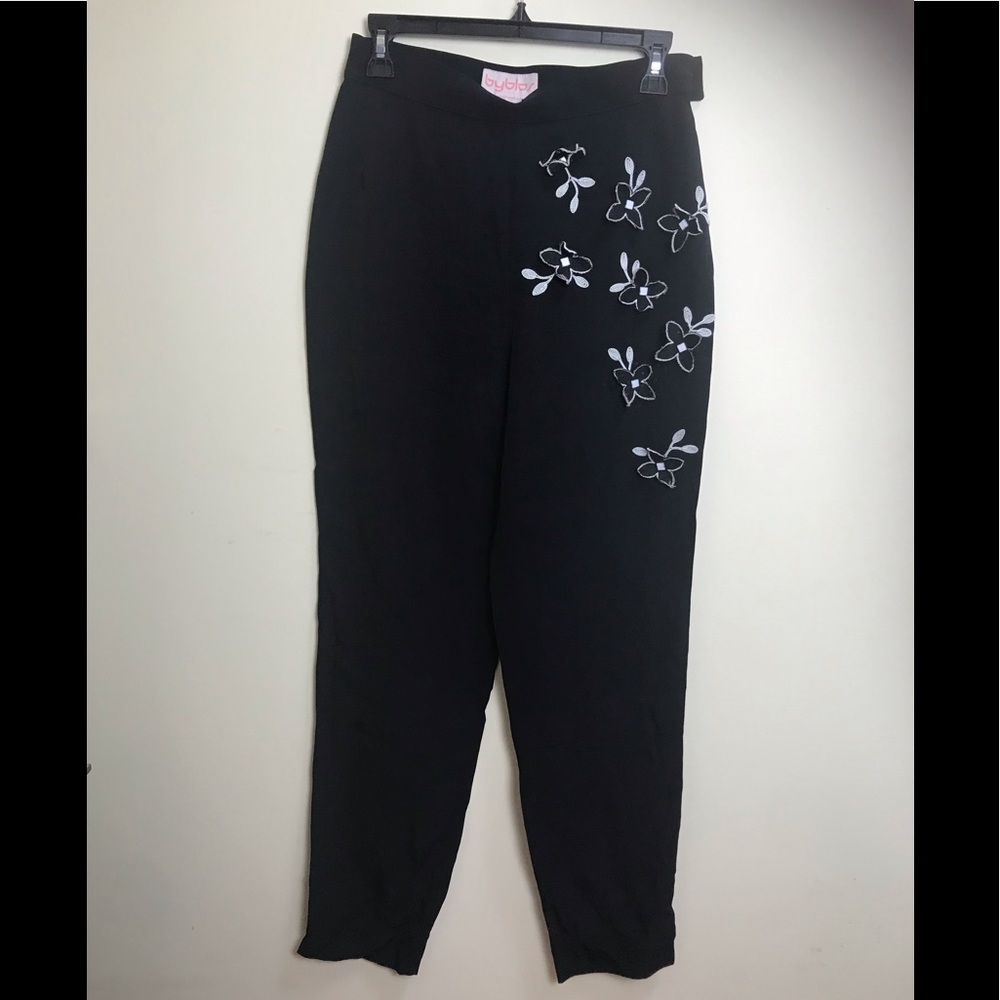 BYBLOS Vintage 80s Straight Pants Embellished Flowers Appliqué Floral Neutral